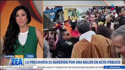 Presidenta de Perú es agredida por una mujer durante un acto público