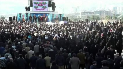 تشييع عسكريين ايرانيين قتلوا في سوريا بضربة اسرائيلية في طهران