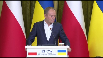 Ucraina, Tusk paragona la guerra in Ucraina alla lotta "tra bene e male"