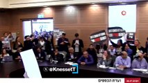 İsrailli rehine yakınları parlamento oturumunu bastı