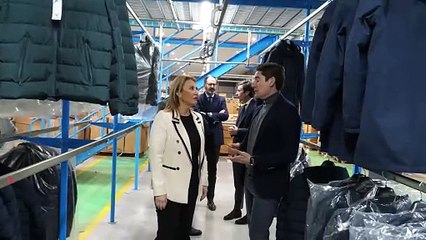 Carolina España subraya el dinamismo del sector de la moda andaluza