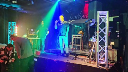 SLIPKNOT - SNUFF (PERFORMED AT LEATHERHEADS BY JEFF LUPUS)