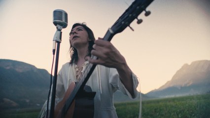 Daniel Quién - A SONG FOR PAUL MCCARTNEY (BOY BEHIND DARKNESS) (Performance)