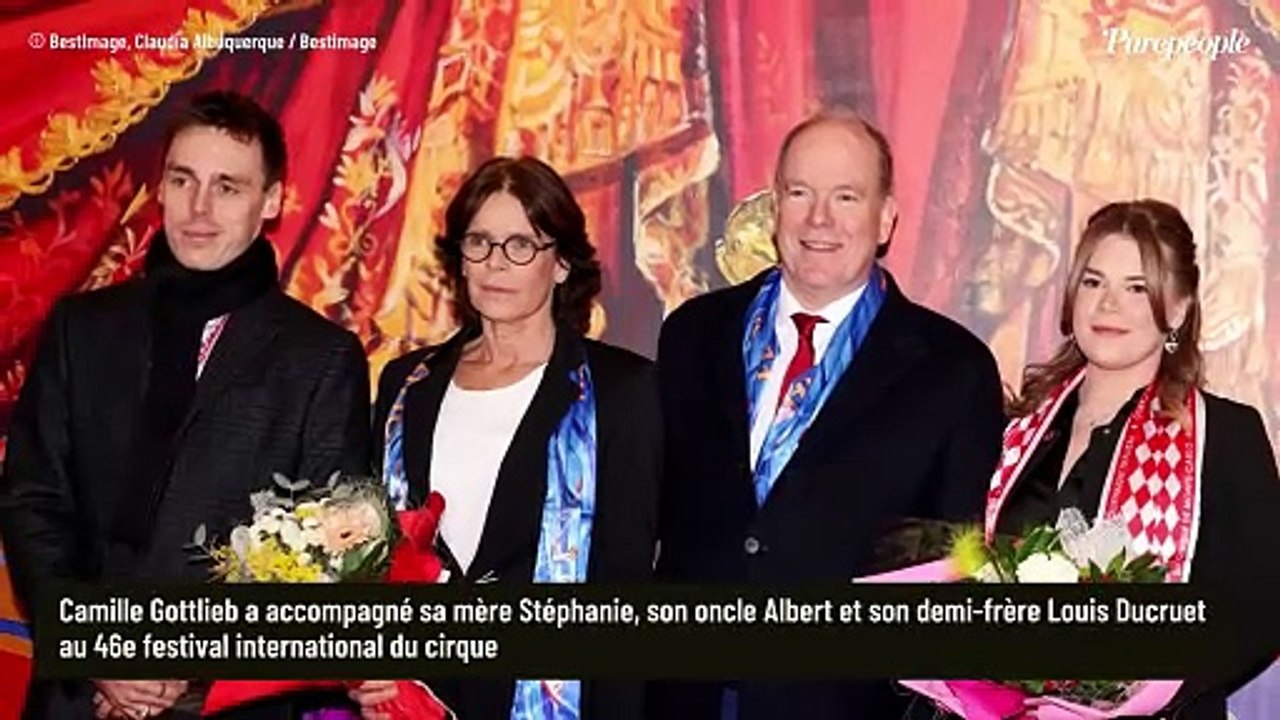 Camille Gottlieb, mini-robe courte et jambes interminables : stylée pour braver le froid avec Albert, Stéphanie et Louis !