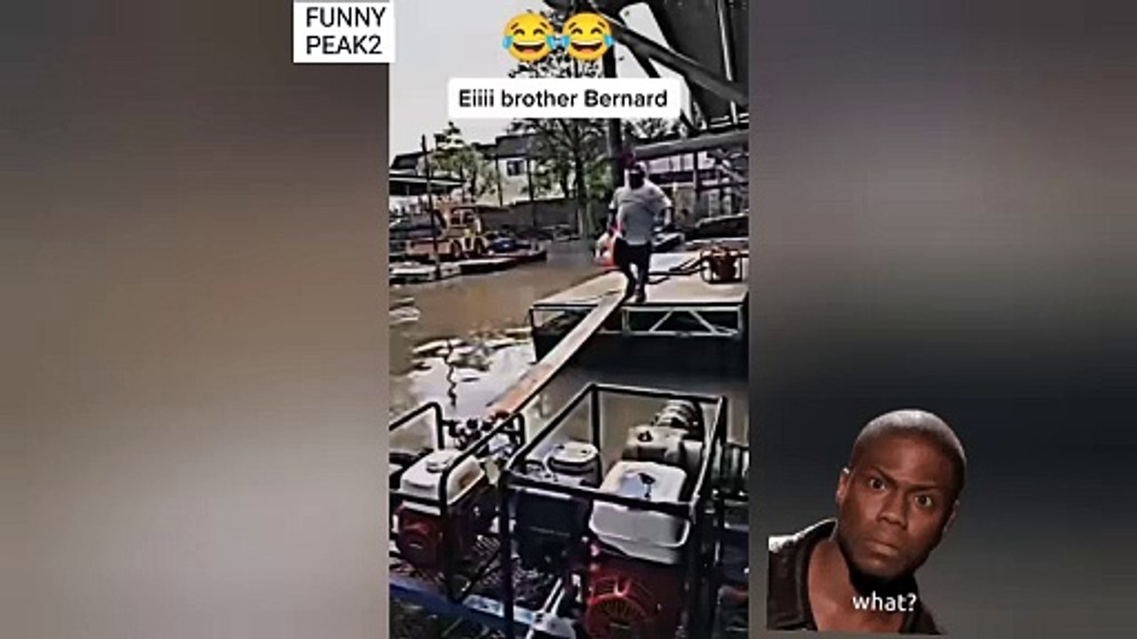 FUNNY FALL while Crossing boat