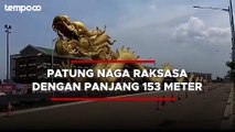 Serba-Serbi Menjelang Imlek, Melihat Patung Naga Emas Raksasa di PIK 2