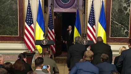 Autoridades investigam telefonemas falsos que imitam Biden antes das primárias