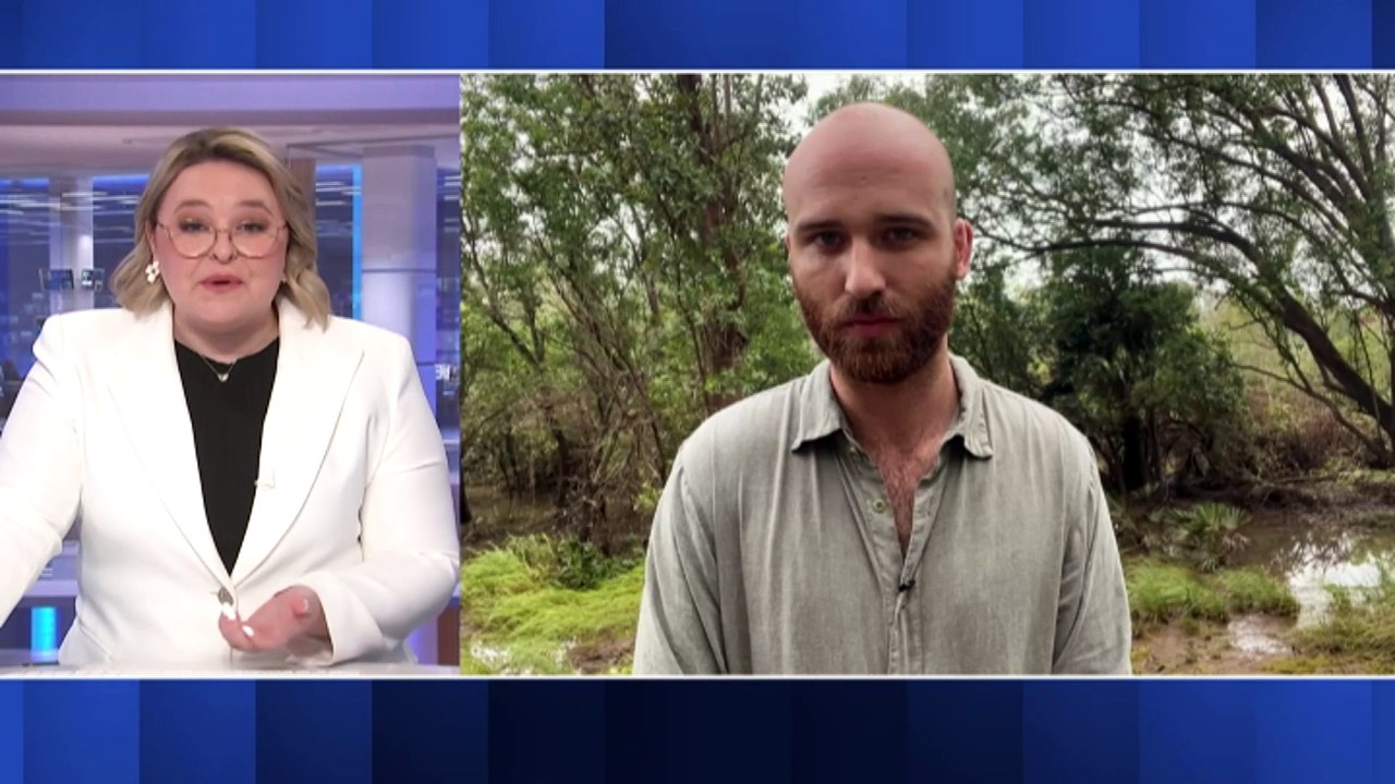 Evacuations halted as floodwaters recede in NT