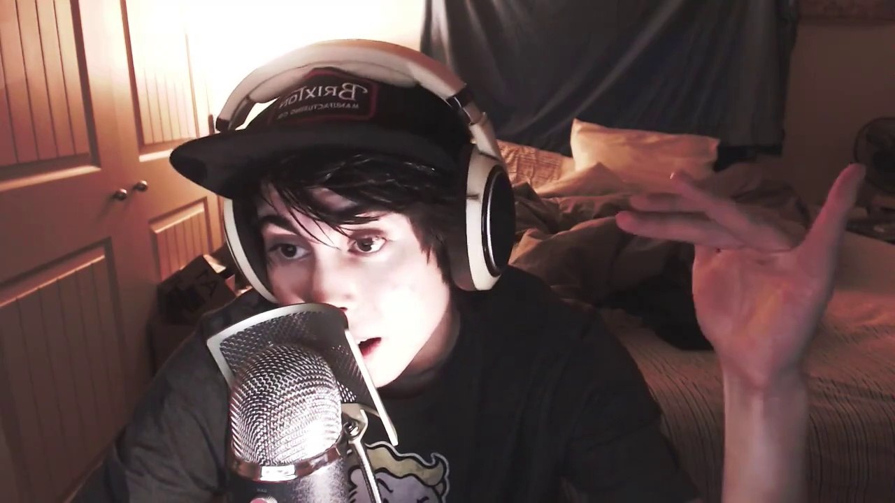 ROASTING YOUTUBERS AND FANS (FACECAM)