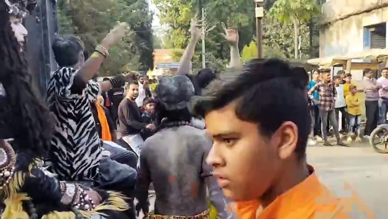 श्रीराम मंदिर से भव्यता के साथ निकाली  निकाली श...