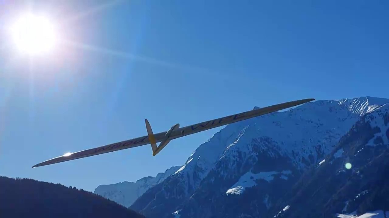 Wood wipe midi, Hangflug Nurflügel am Haushang West