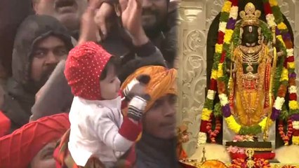 সাধারণের জন্য খুলে গেল রামমন্দিরের দরজা, রামলালার দর্শনে ভক্তদের ভিড় নজরকাড়া 