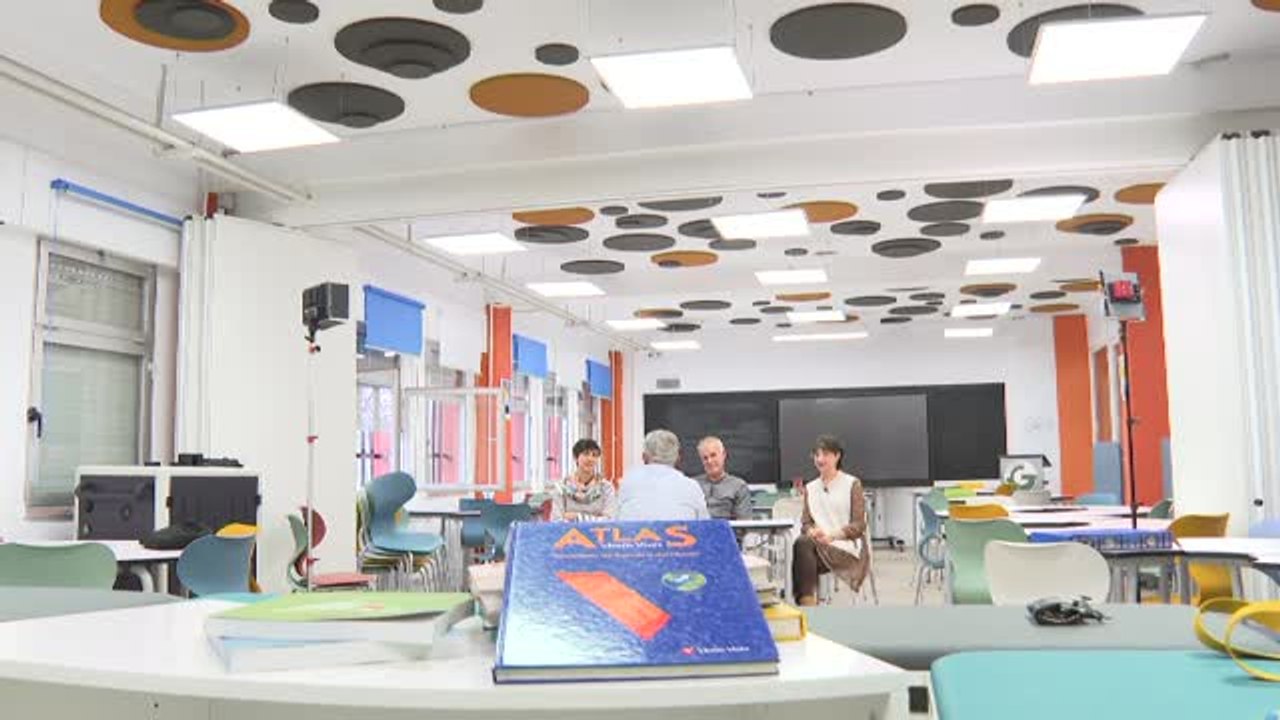 Tres generaciones de profesores analizan los problemas en la educación actual