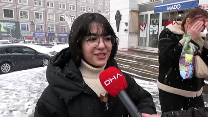 Erzurum'da yollar buz pistine döndü! Düşen düşene...