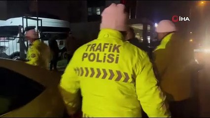 Alkollü arkadaşını almaya gelen sürücü de alkollü çıktı