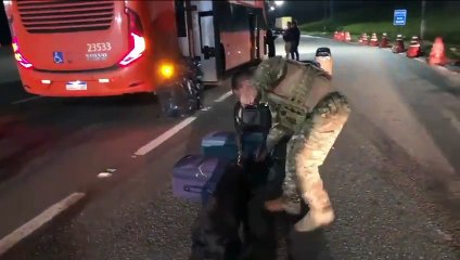 Polícia intensifica caça por drogas, armas e outros materiais na BR-324