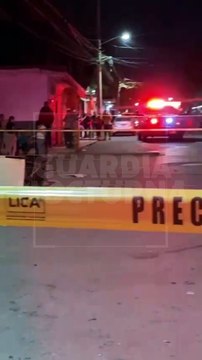 #Preliminar Un fatal accidente dejó saldo de un hombre muerto y varias personas lesionadas, entre ellas varios menores. El responsable fue identificado como taxista del Aeropuerto, mismo que logró escapar #GuardiaNocturna