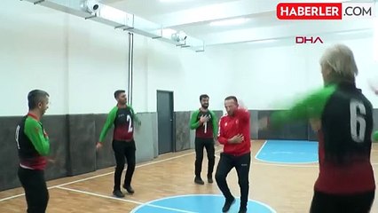Diyarbekir 21 Engelliler Spor Kulübü Goalball Takımı İran'da birinci oldu
