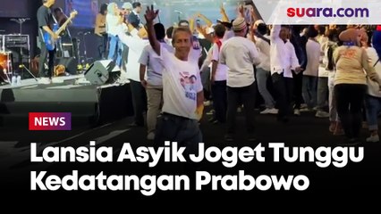 Tunggu Kedatangan Prabowo, Aksi Lansia Ini Joget Dengan Asyik Tuai Sorotan