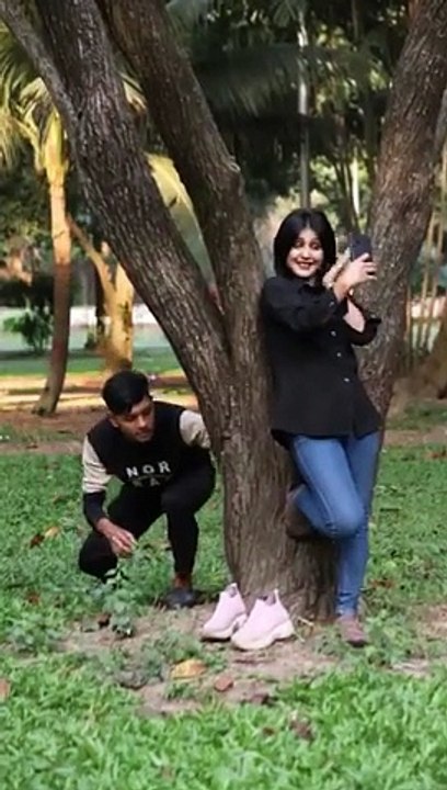Girls_Stealing_Shoes_Prank_Video_part_2_!_Emtiaz_Bhuyan_!_#Shorts(360p)