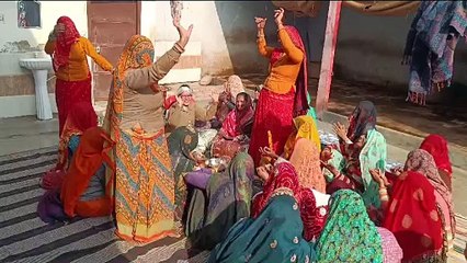 Tableaux decorated in the glory of Raghav, wind of bhajans flowed in Jagran