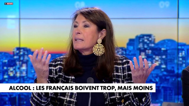 Les Français boivent toujours beaucoup d'alcool, mais moins qu'avant, et les femmes ont tendance à rattraper les hommes lorsqu'il s'agit de consommation ponctuelle excessive , révèle une étude des autorités sanitaires. Selon la dernière enquête de Santé