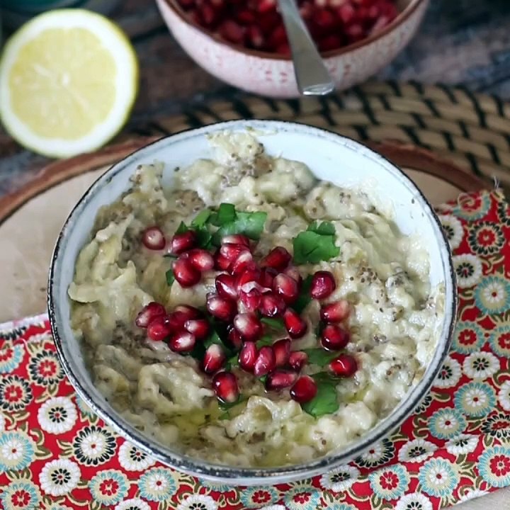 Baba ganoush, der köstliche libanesische aufstrich mit auberginen