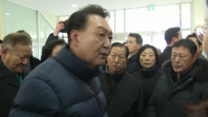 與 "尹, 상인 대표들 만나 지원 약속...민주, 또 정쟁화" / YTN