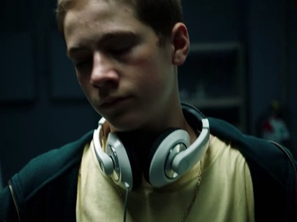 Invincible - Trailer
