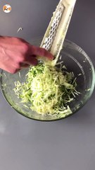 Pesto de courgettes, la sauce rapide et sans cuisson pour vos pâtes !