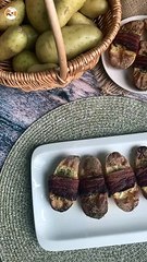 Batata assada no forno com bacon defumado