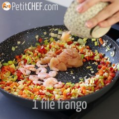 Nasi goreng, a mistura de arroz sem desperdício