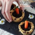 Cookie cups al cioccolato con carote di pasta di mandorla