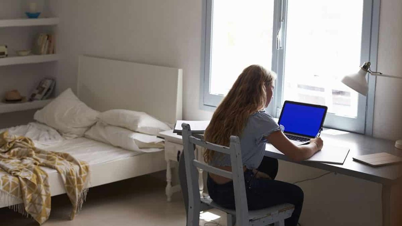 Des étudiants comblés par les services de resta...