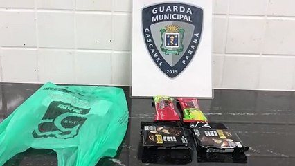 "Cleptomaníaco Fit" é preso por furtar barras de proteína e chocolate em supermercado