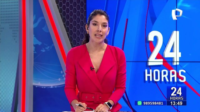 Captan a conductor trasladando muebles en el techo de su auto en plena Vía Expresa