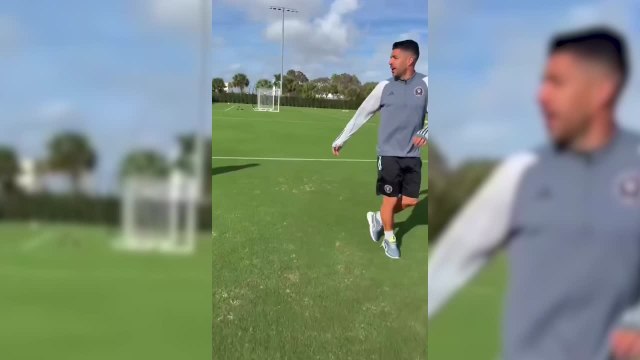 Leo Messi pega a Luis Suárez en el pasillo con el Inter Miami