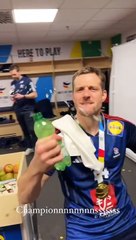 Nikola Karabatic a également partagé l'ambiance dans les vestiaires