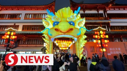 Spring Festival festive mood in full swing in Shanghai