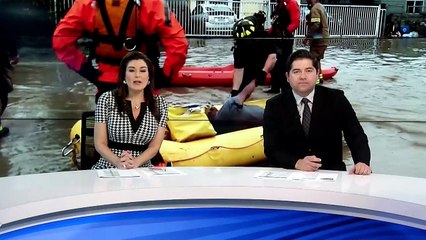 Se registran históricas inundaciones en San Diego