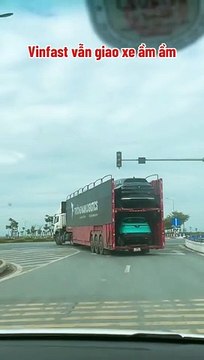 đến khi xe Vin chạy đầy đường thời gian tới ng ta nghĩ ra lý do gì để chê nữa nhỉ?