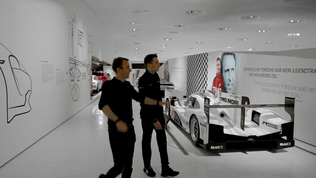 Racing drivers test the Porsche 4Kids discovery tours – Tom Targa