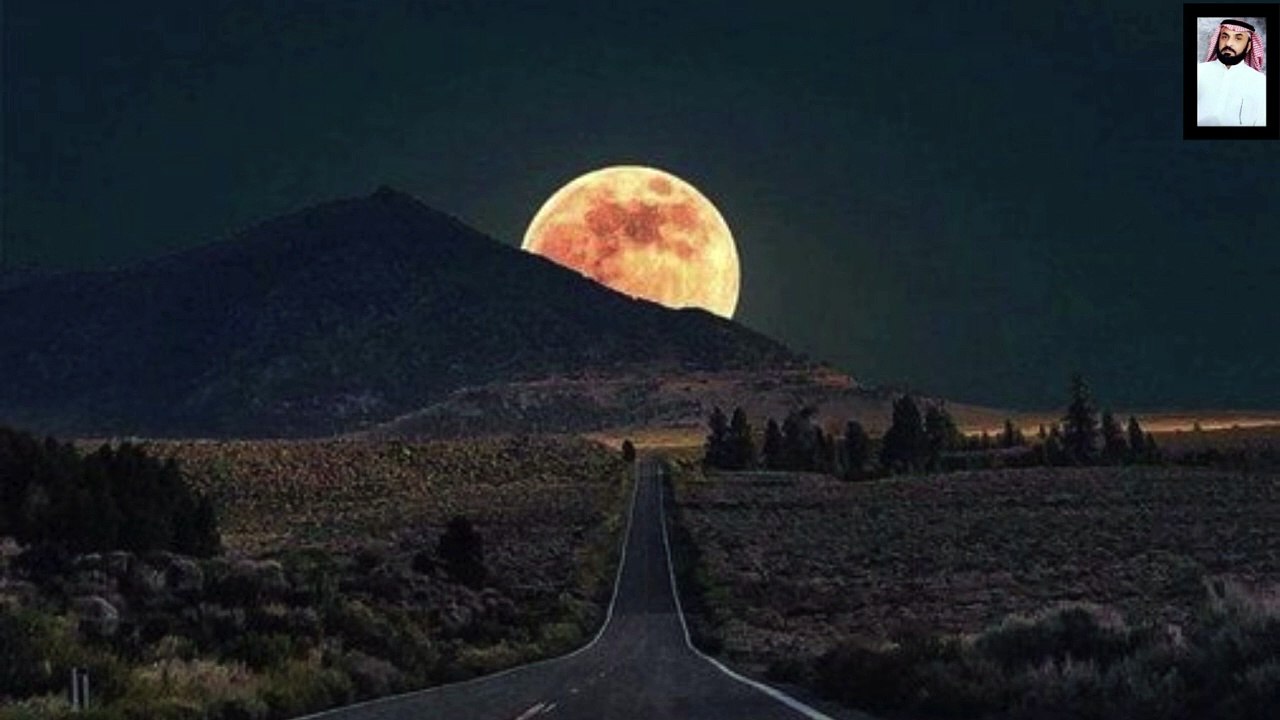 قرآن بصوت جميل يبكي