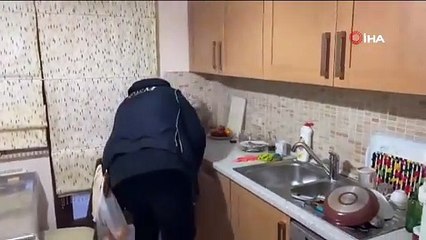 Bursa'da FETÖ operasyonu! Saklandığı yerde böyle yakalandı