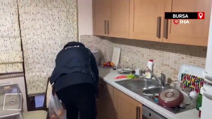 Bursa'da firari FETÖ'cü saklandığı mutfak dolabında yakalandı