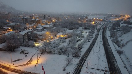 Adilcevaz Kalesi’nden kar manzaraları