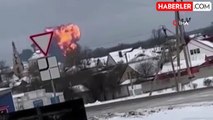 En az 65 kişi hayatını kaybetti! Rusya'da Ukraynalı esir askerleri taşıyan uçağın düşme anı kamerada