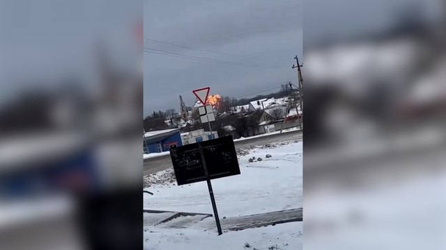 Esirleri taşıyan uçak Rusya'da düştü