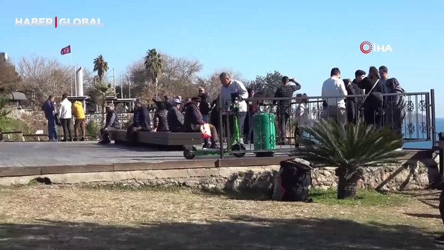 Antalya’dan kış ortasında kıskandıran görüntüler