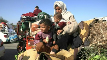 Flucht im Gazastreifen: Palästinenser vor Kämpfen in Rafah auf der Flucht 🚶‍♂️